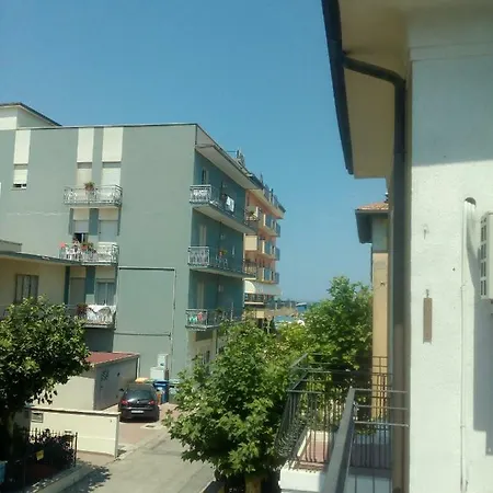 Edera *